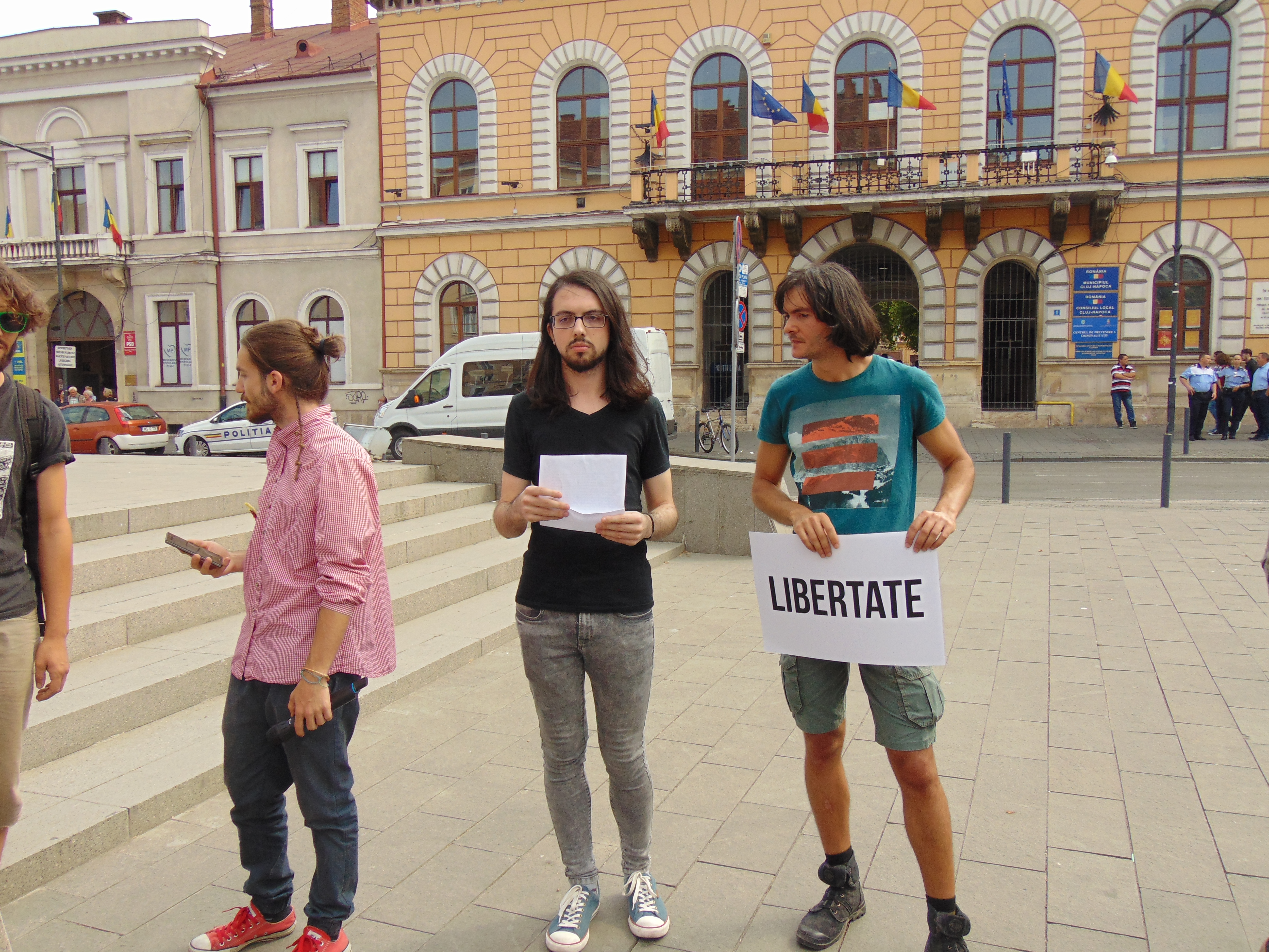 Veganii au confiscat un marș de bun simț dedicat reducerii cruzimii față de animale