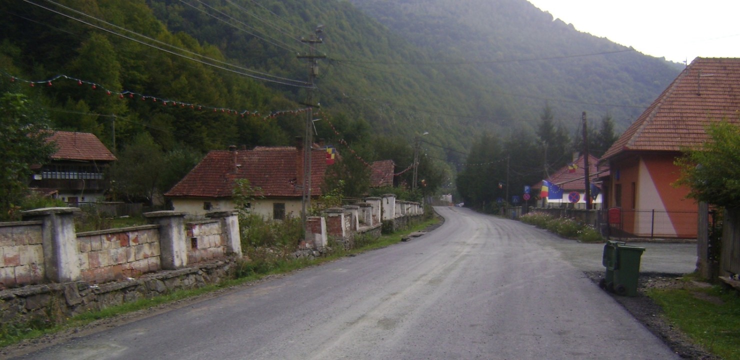 Drumul județean 107 T, în comuna Măguri Răcătau, a fost reparat
