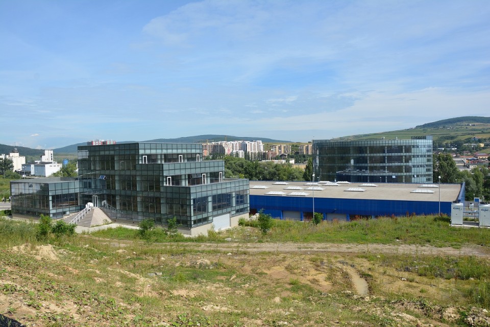 Parcul Industrial Tetarom 1 din Cluj are de azi 2 clădiri și 2 hale noi
