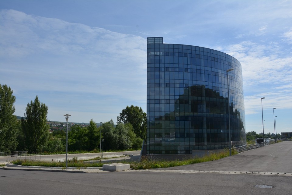Parcul Industrial Tetarom 1 din Cluj are de azi 2 clădiri și 2 hale noi