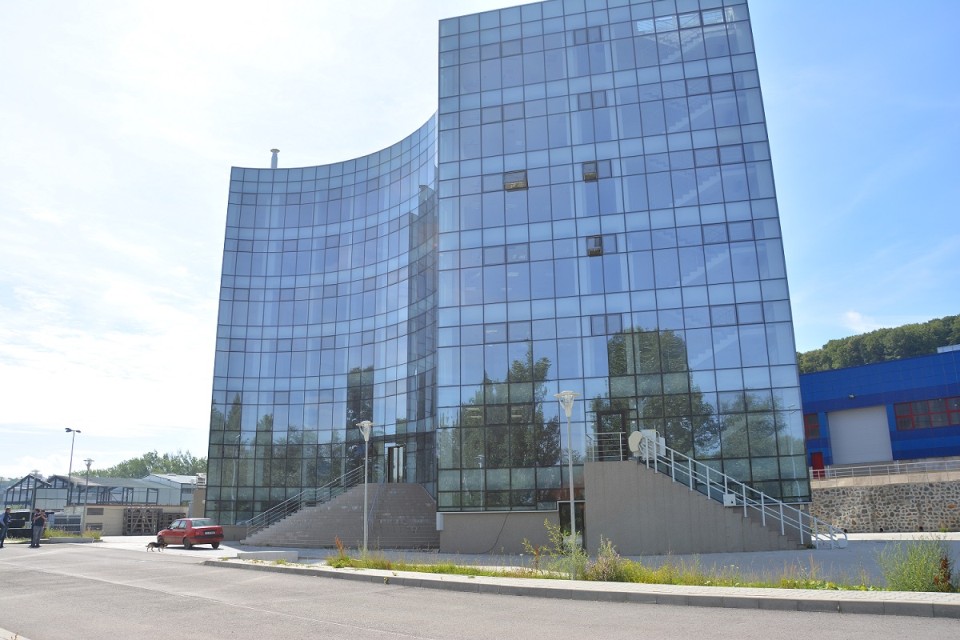 Parcul Industrial Tetarom 1 din Cluj are de azi 2 clădiri și 2 hale noi
