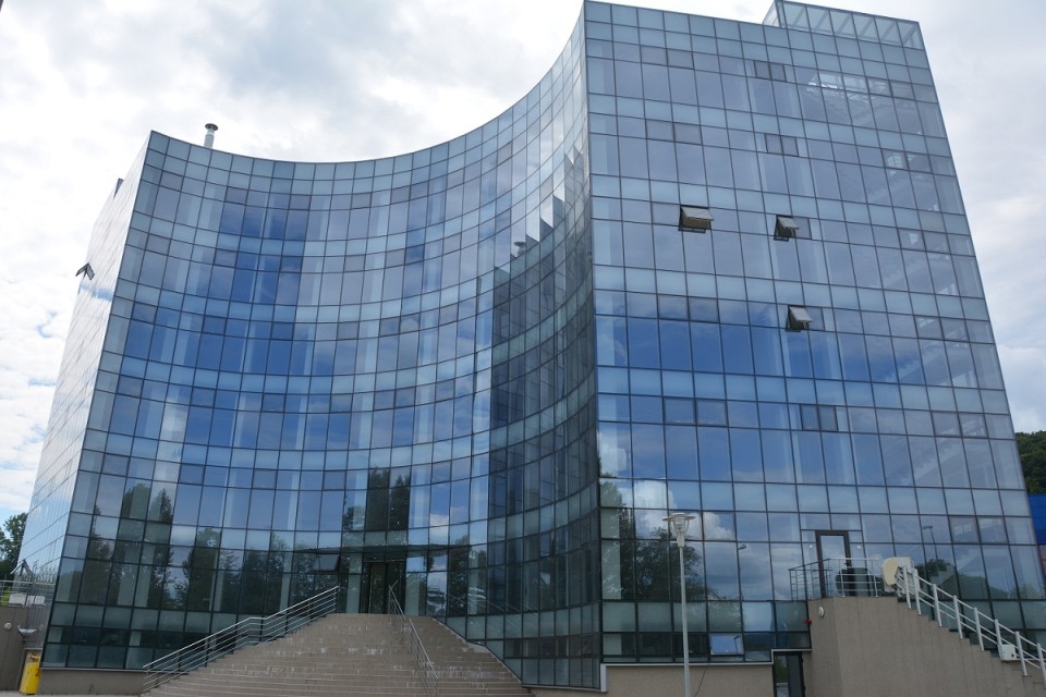Parcul Industrial Tetarom 1 din Cluj are de azi 2 clădiri și 2 hale noi