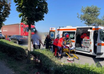 Motociclist rănit într-un accident, în zona aeroportului