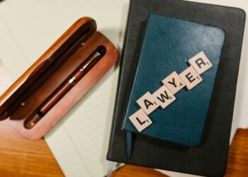 Avantajele de a implica un avocat într-un proces